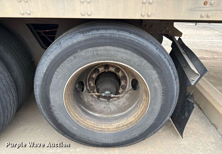 image for item EJ3733 2014 Vanguard VXP 57' dry van trailer