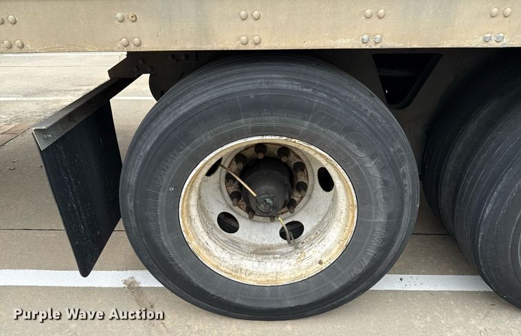 image for item EJ3734 2014 Vanguard VXP 57' dry van trailer