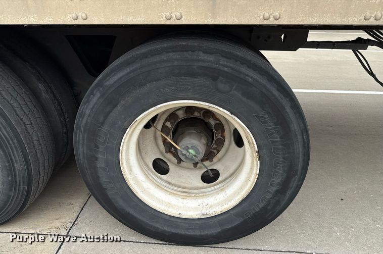 image for item EJ3735 2014 Vanguard VXP 57' dry van trailer