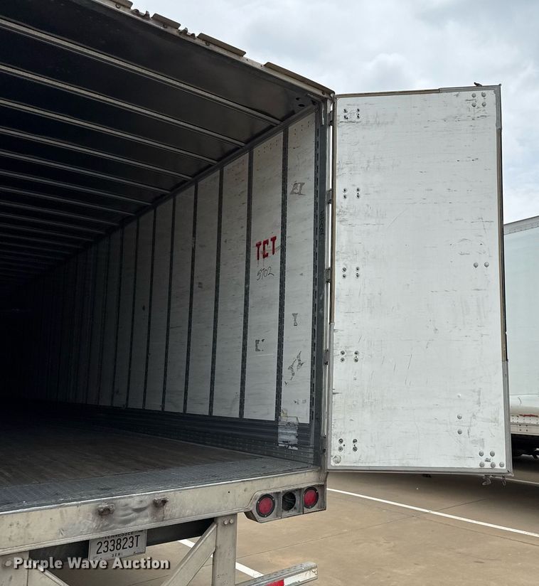 image for item EJ3737 2014 Vanguard VXP 57' dry van trailer