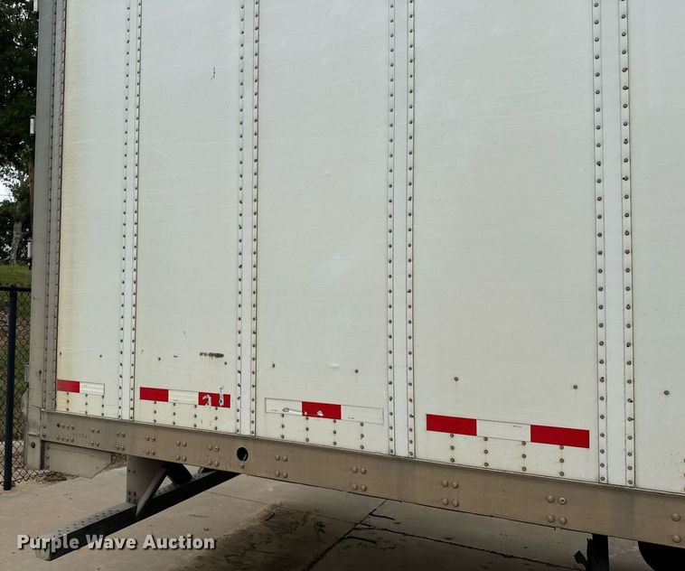 image for item EJ3738 2014 Vanguard VXP 57' dry van trailer