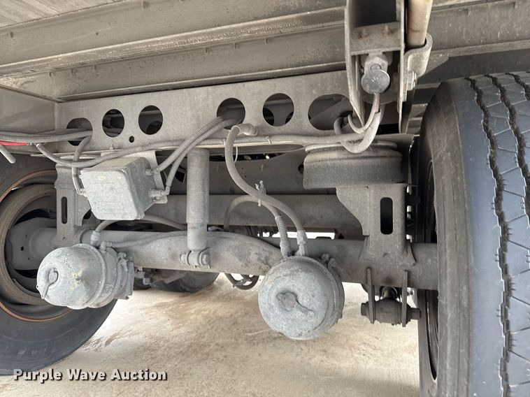 image for item EJ3738 2014 Vanguard VXP 57' dry van trailer