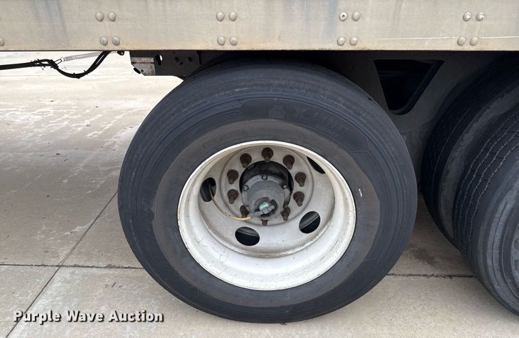 image for item EJ3738 2014 Vanguard VXP 57' dry van trailer