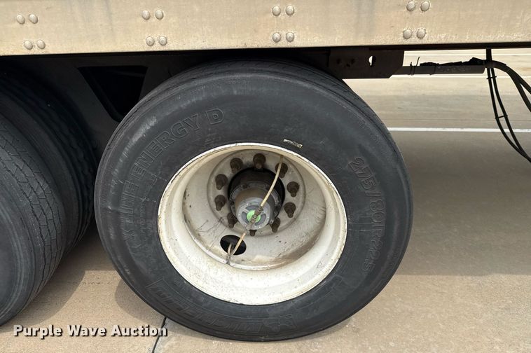 image for item EJ3739 2014 Vanguard VXP 57' dry van trailer