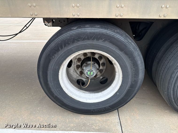 image for item EJ3739 2014 Vanguard VXP 57' dry van trailer