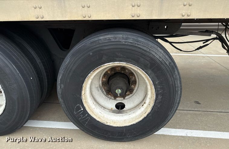 image for item EJ3740 2014 Vanguard VXP 57' dry van trailer