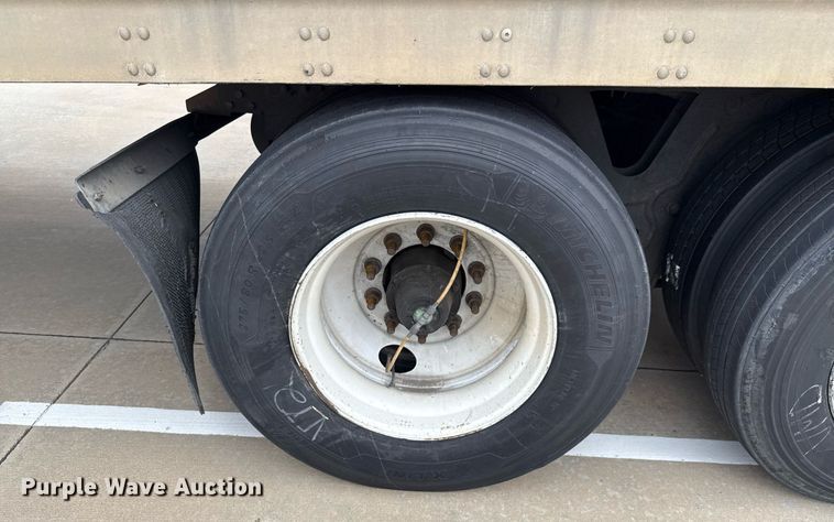 image for item EJ3740 2014 Vanguard VXP 57' dry van trailer