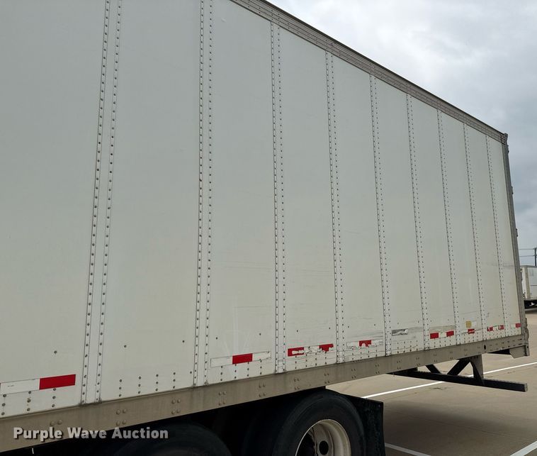 image for item EJ3741 2014 Vanguard VXP 57' dry van trailer
