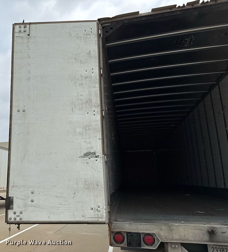 image for item EJ3741 2014 Vanguard VXP 57' dry van trailer