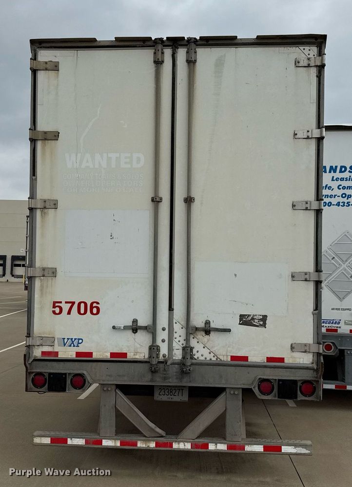 image for item EJ3742 2014 Vanguard VXP 57' dry van trailer