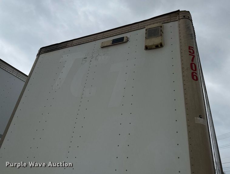 image for item EJ3742 2014 Vanguard VXP 57' dry van trailer