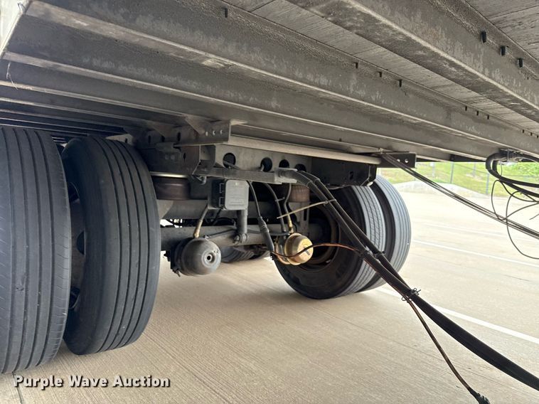 image for item EJ3742 2014 Vanguard VXP 57' dry van trailer