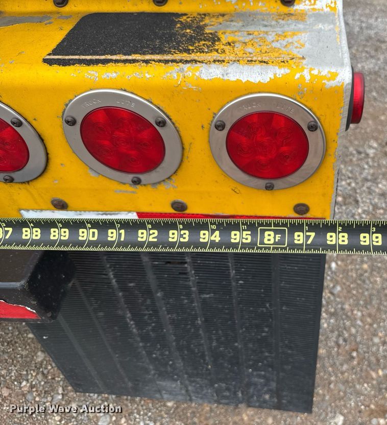 image for item EJ4766 2008 Beall BAST-97-3-DC tank trailer