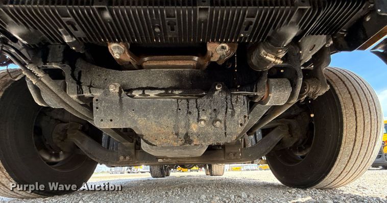 image for item EJ4825 2021 Freightliner Cascadia 126 semi truck