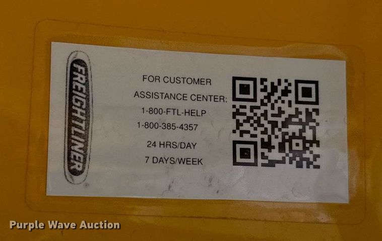 image for item EJ4826 2017 Freightliner Cascadia 125 semi truck