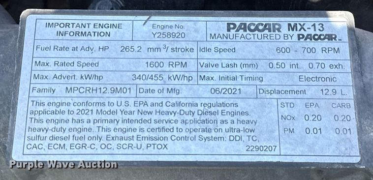 image for item EJ4827 2022 Kenworth T680 semi truck