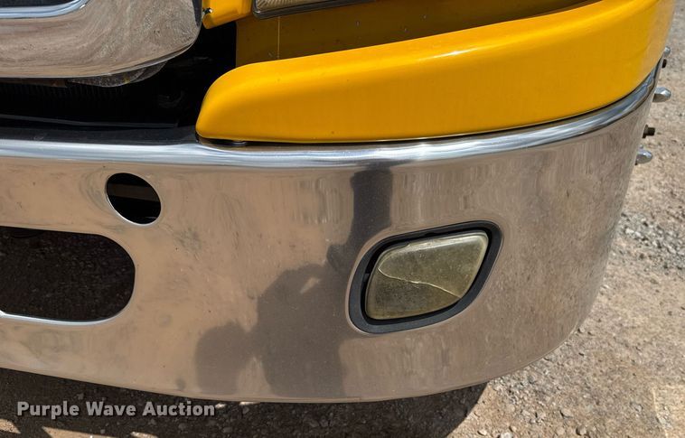 image for item EJ4828 2018 Freightliner Cascadia 125 semi truck