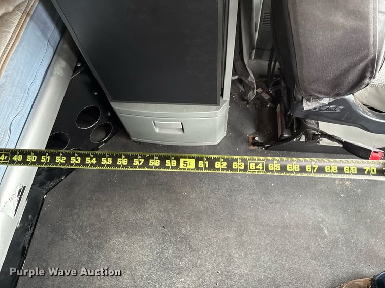 image for item EJ4834 2021 Kenworth T680 semi truck