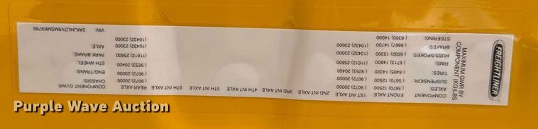 image for item EJ4835 2021 Freightliner Cascadia 126 semi truck