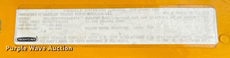 image for item EJ4836 2013 Freightliner Cascadia 125 semi truck