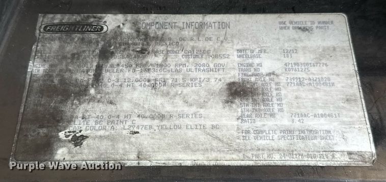 image for item EJ4836 2013 Freightliner Cascadia 125 semi truck