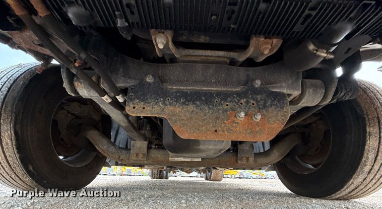 image for item EJ4837 2020 Freightliner Cascadia 126 semi truck