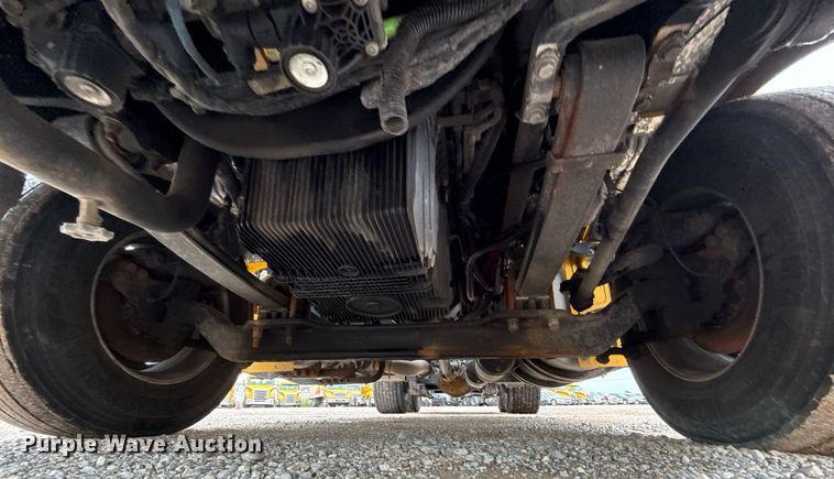 image for item EJ4838 2020 Kenworth T680 semi truck