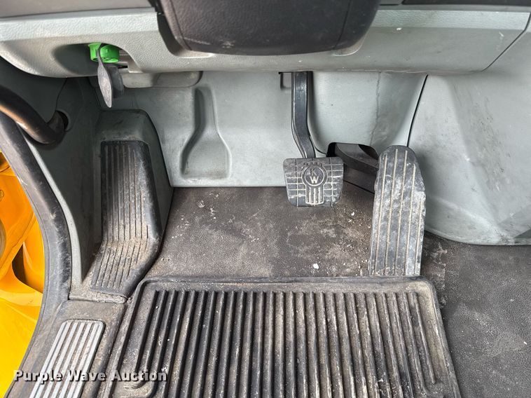 image for item EJ4838 2020 Kenworth T680 semi truck