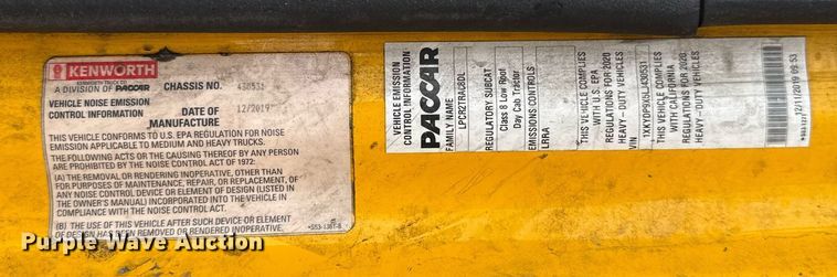 image for item EJ4838 2020 Kenworth T680 semi truck