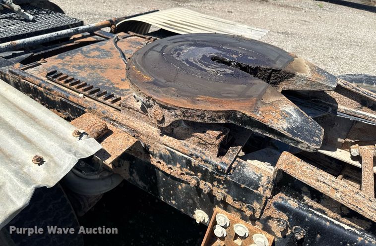 image for item EM2095 1988 Freightliner FLC112 semi truck