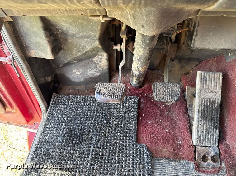 image for item EM2095 1988 Freightliner FLC112 semi truck