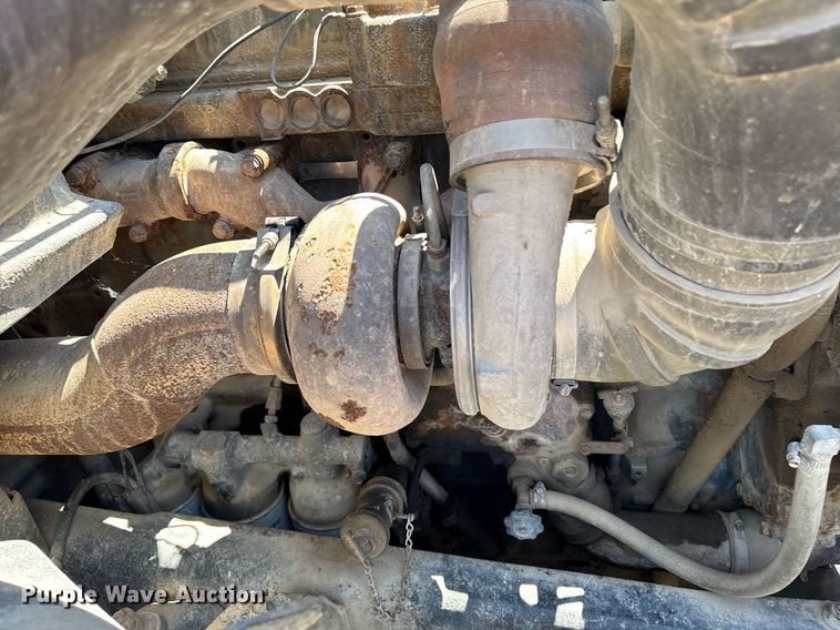 image for item EM2095 1988 Freightliner FLC112 semi truck