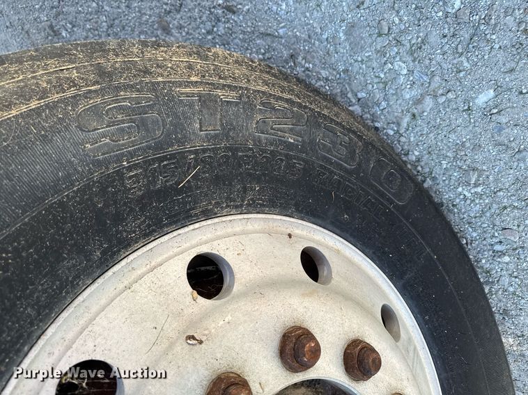 image for item EM2111 1996 International 9400 semi truck