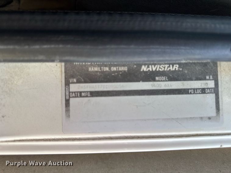 image for item EM2111 1996 International 9400 semi truck