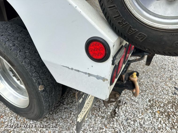 image for item EN4588 2017 Dodge Ram 5500HD Laramie Crew Cab tow truck