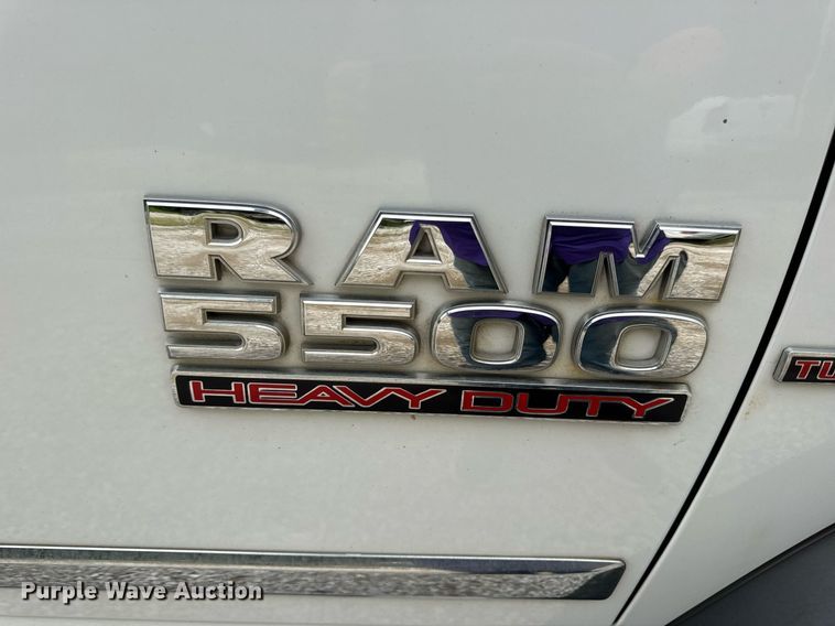 image for item EN4588 2017 Dodge Ram 5500HD Laramie Crew Cab tow truck