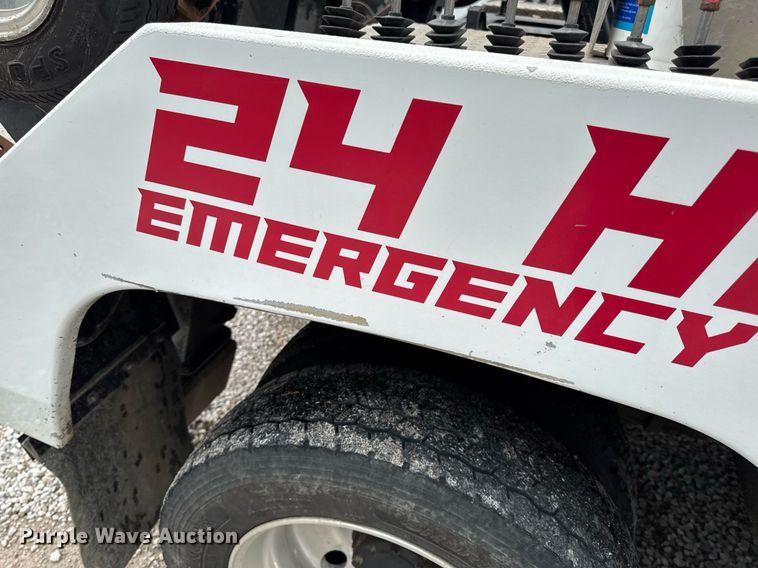 image for item EN4588 2017 Dodge Ram 5500HD Laramie Crew Cab tow truck