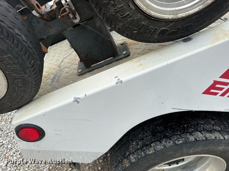 image for item EN4588 2017 Dodge Ram 5500HD Laramie Crew Cab tow truck