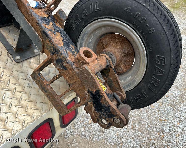 image for item EN4588 2017 Dodge Ram 5500HD Laramie Crew Cab tow truck