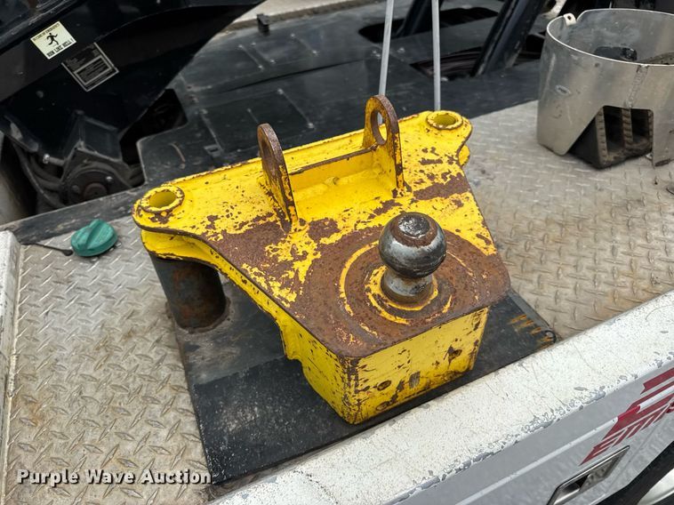 image for item EN4588 2017 Dodge Ram 5500HD Laramie Crew Cab tow truck