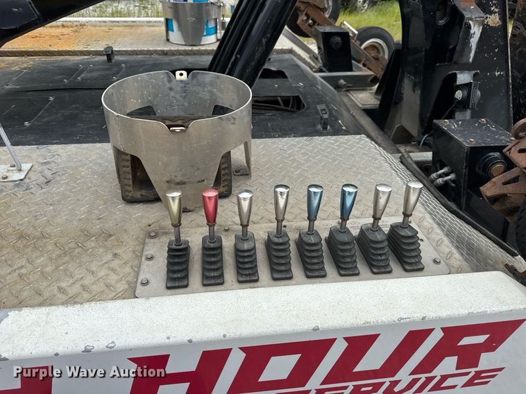 image for item EN4588 2017 Dodge Ram 5500HD Laramie Crew Cab tow truck