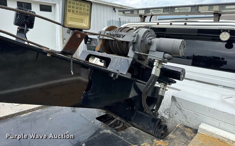 image for item EN4588 2017 Dodge Ram 5500HD Laramie Crew Cab tow truck