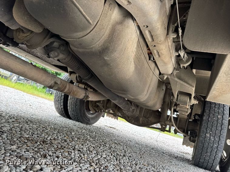 image for item EN4588 2017 Dodge Ram 5500HD Laramie Crew Cab tow truck