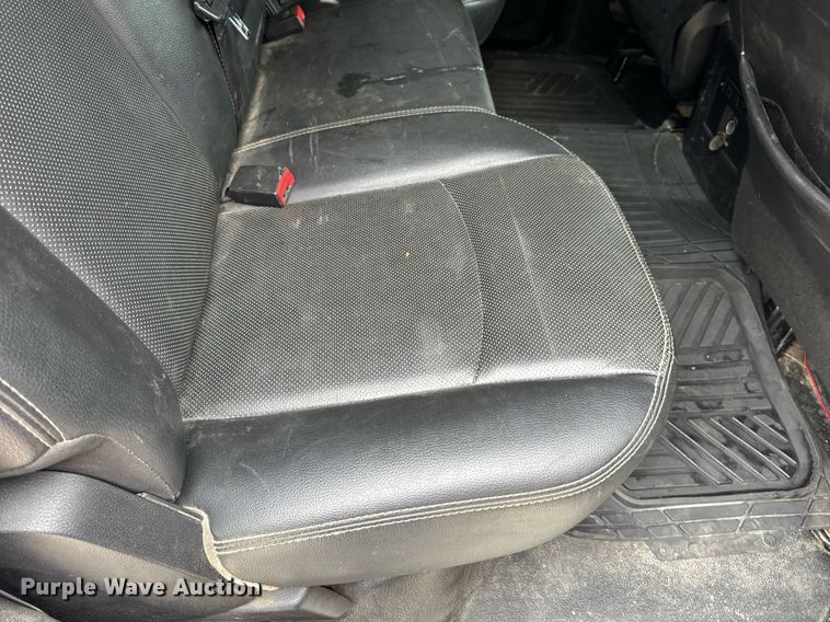 image for item EN4588 2017 Dodge Ram 5500HD Laramie Crew Cab tow truck