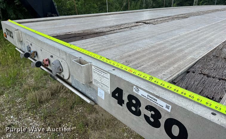image for item EN4589 2005 Fontaine AFTW-5-8048WSAWI flatbed trailer