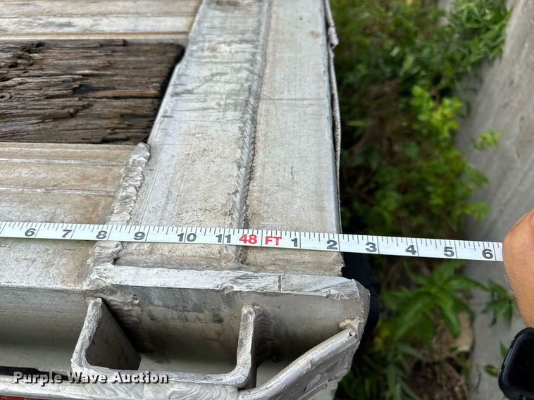 image for item EN4589 2005 Fontaine AFTW-5-8048WSAWI flatbed trailer