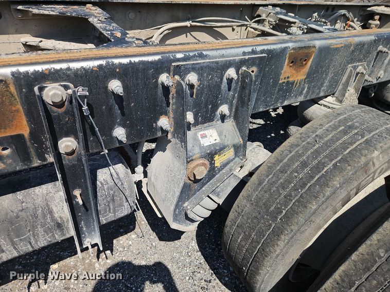 image for item EO4507 2009 Kenworth T800 truck cab and chassis