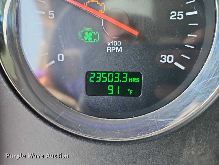 image for item EO4507 2009 Kenworth T800 truck cab and chassis