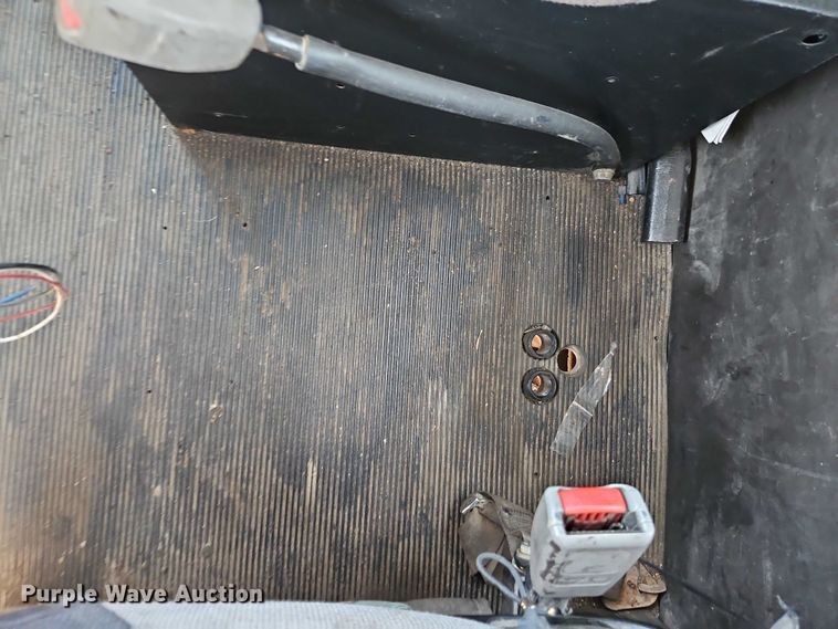 image for item EO4507 2009 Kenworth T800 truck cab and chassis