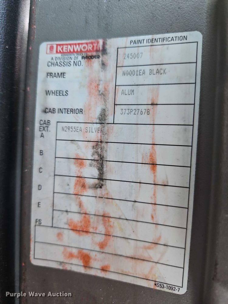 image for item EO4507 2009 Kenworth T800 truck cab and chassis